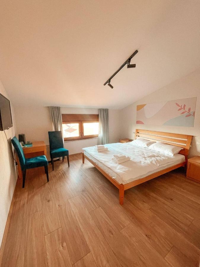 Mint Hotel Prizren Dış mekan fotoğraf